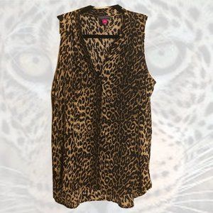 Vince Camuto Sleeveless 🐆Leopard Print Top